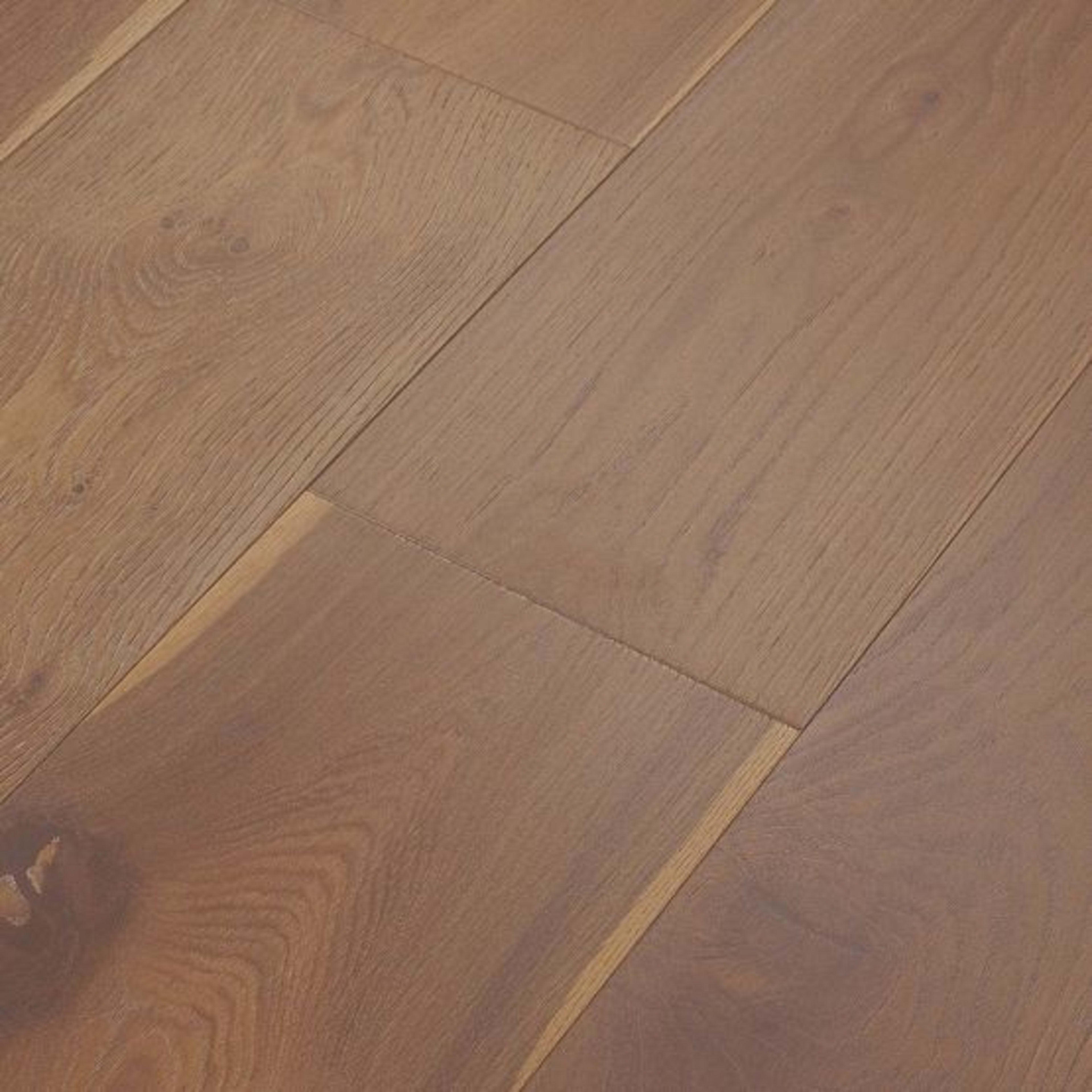 Heritage House in Bryant House Hardwood