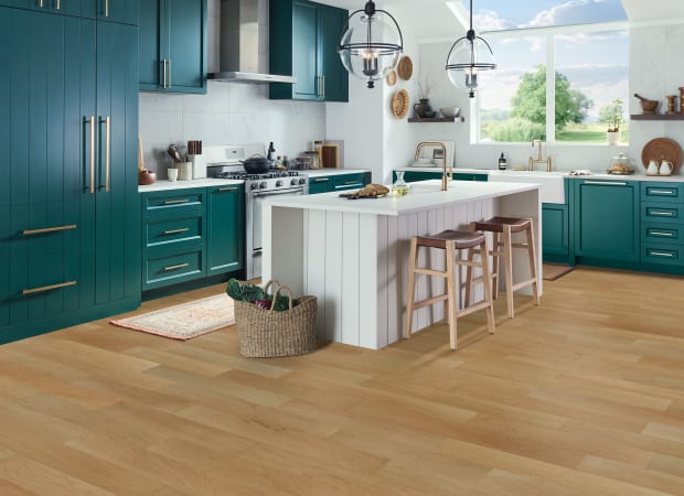 Dogwood Pro Red Maple Engineered in Elevated Natural 6-1/2" | Bruce