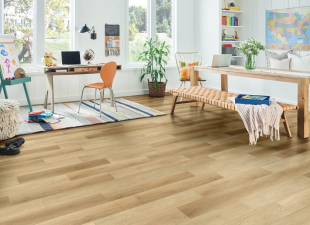 LifeSeal Classic Plus in Ocean Shore 7.87" X 60" | Bruce
