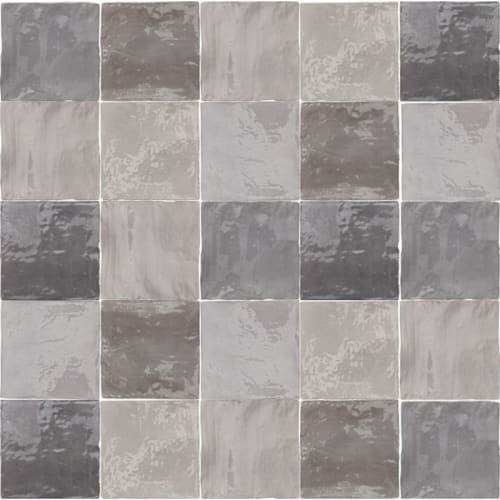 Flash in Cool Grey 5x5 Tile