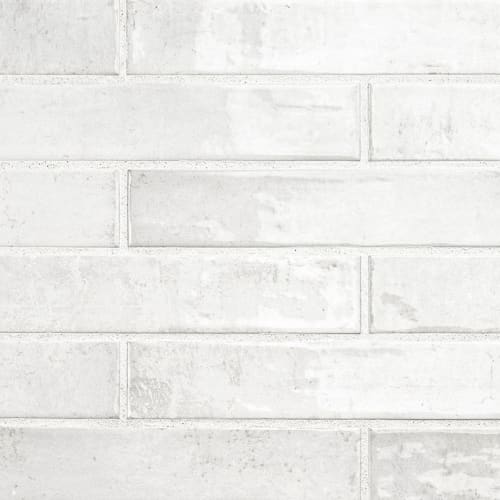 Stella in La Perla 2x10 Tile