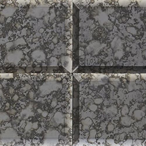 Lavaliere in Black Antique Mirror Straight Joint Tile