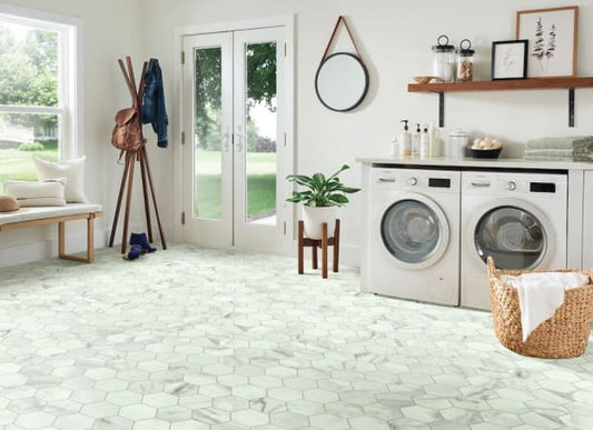 Modern Comfort Silver in Honeycomb White 12' | Bruce