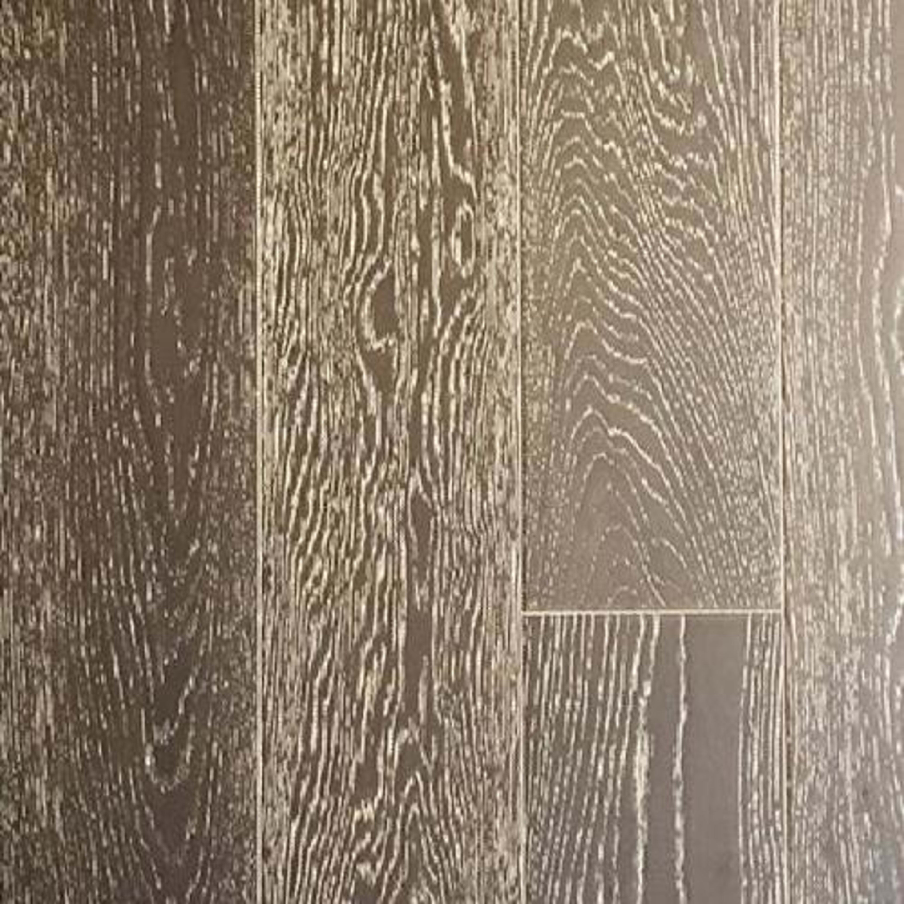 Bailey in Santa Luz Hardwood