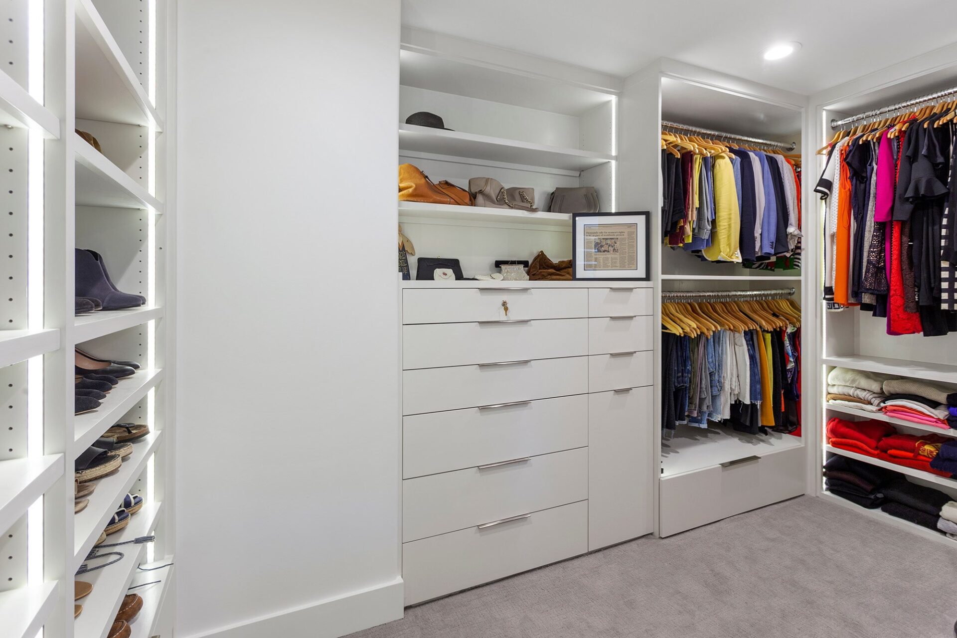 Closet system design options at Murley's Tri-Cities showroom