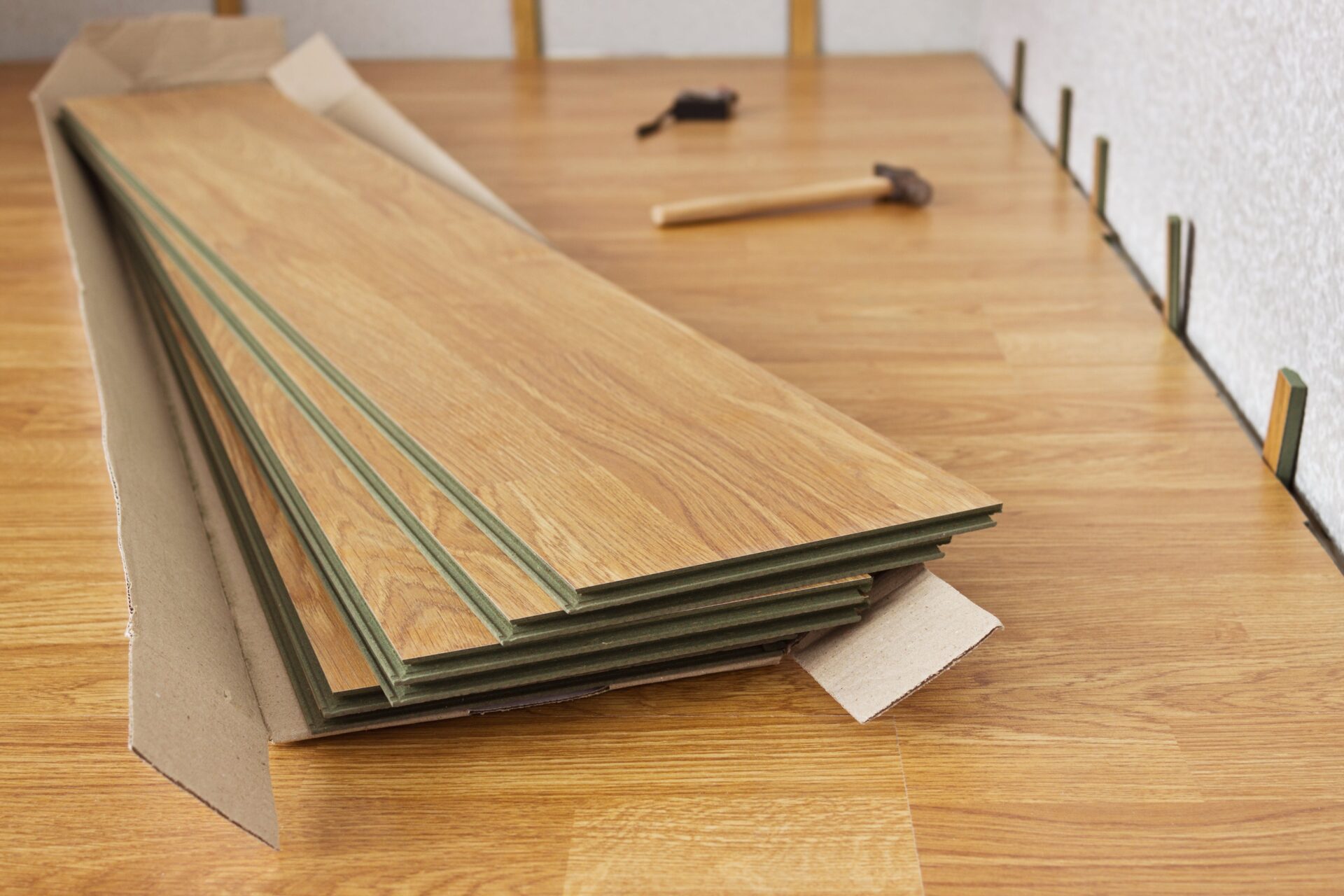 Commercial carpet, vinyl and tile flooring for Tri-Cities businesses